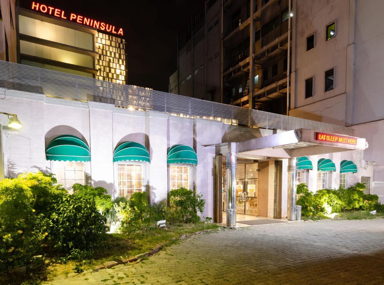 Hotel Peninsula Mangga Besar Giacarta Esterno foto